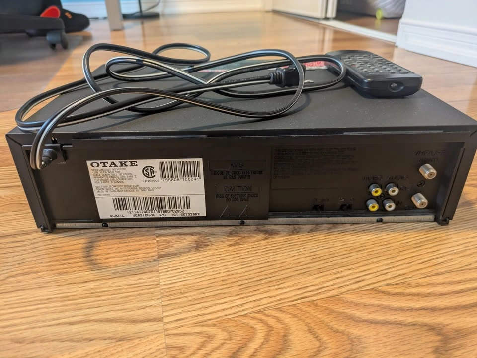 OTAKE VHS Player VCR21C Mono - photo 2