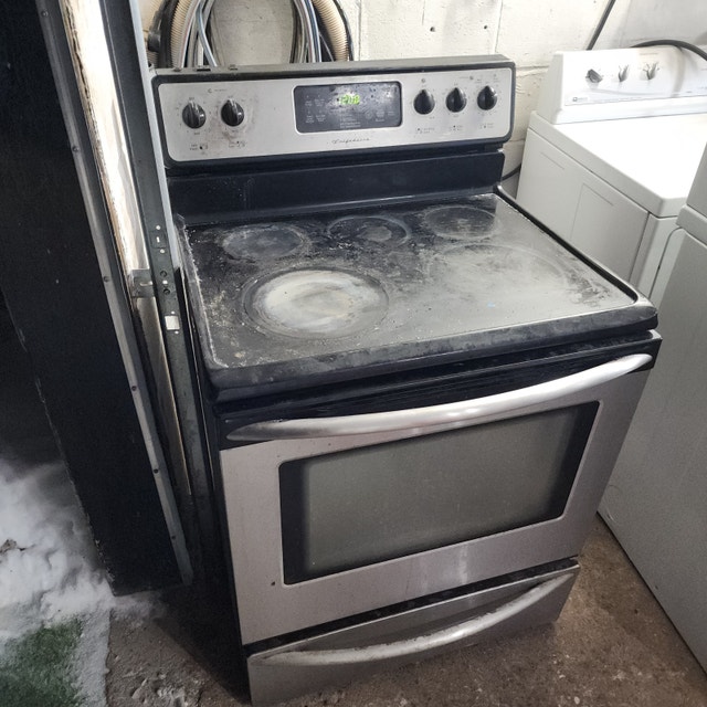 Frigidaire Electric Oven Glass Top Stainless Black - photo 2