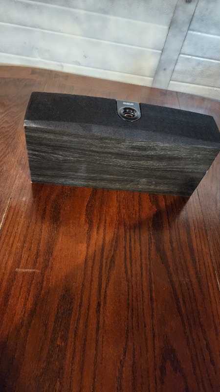 RCA Center Speaker 16"w x 8"l x 4"h - photo 5