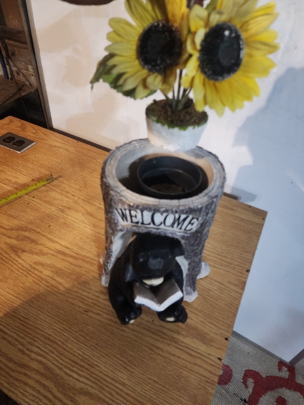 Bear Welcome Plant Stand Flower Pot