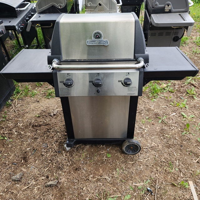 Broil King Stainless Natural Gas Grill