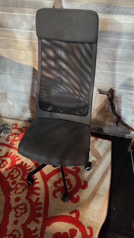 Large Office Chair Black Hi Back Rolling