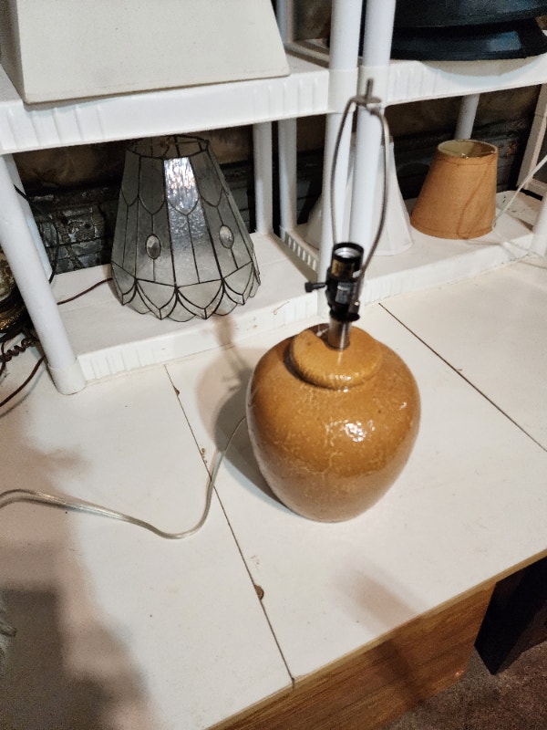 Handmade Lamp 20'' tall x 7'' wide - photo 4