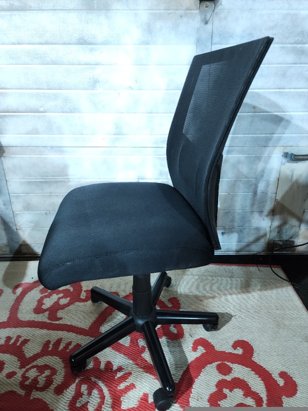 Black Office Chair - No Arm Rests - photo 3