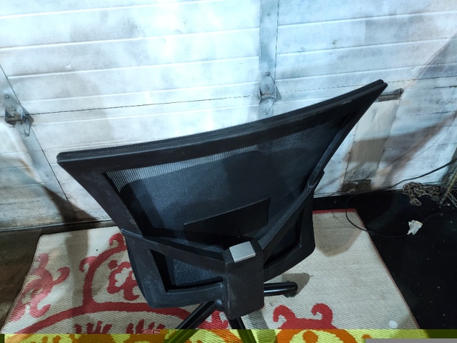 Black Office Chair - No Arm Rests - photo 5