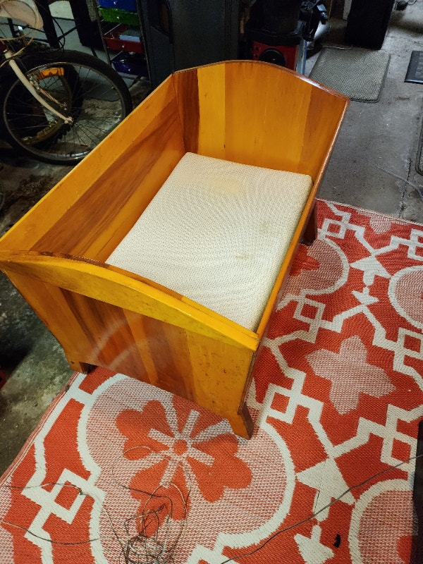 Vintage Wooden Rolling Baby Crib / Carriage / Youth Bed