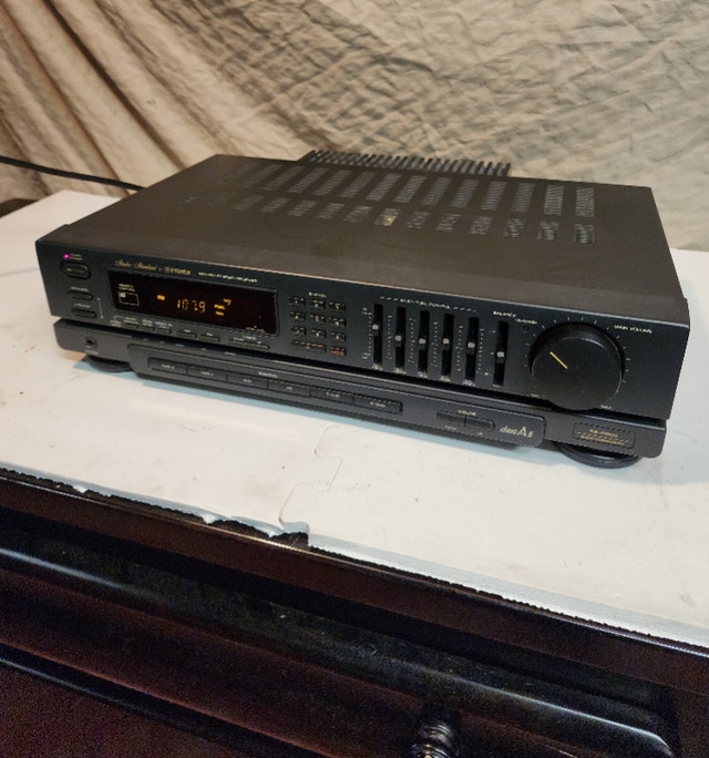 Fisher Standard Amplifier Receiver EQ