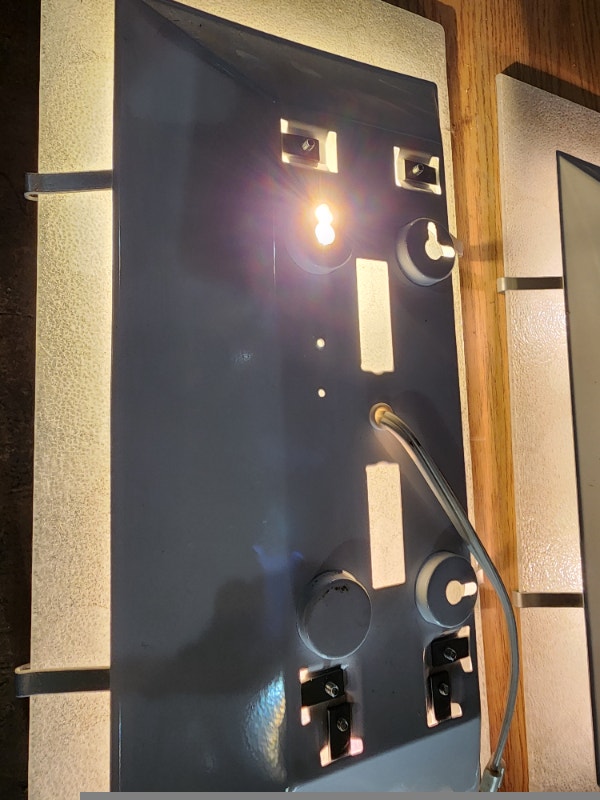 2 Flat Textured Glass Lights w/ 8ft Cord & Switch - photo 4