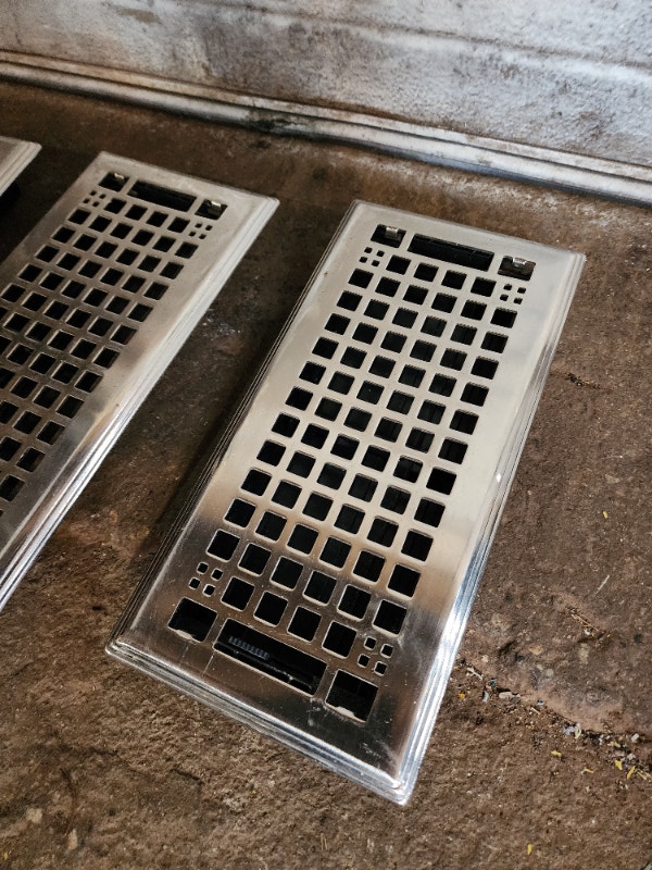 4 Rectangular Floor Duct Register Covers - photo 2