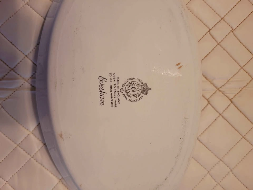 Royal Worcester Evesham Gold Au Gratin Dish - photo 2