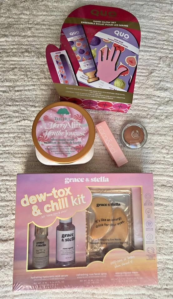 Beauty & Makeup Set - Brand New & Unopened