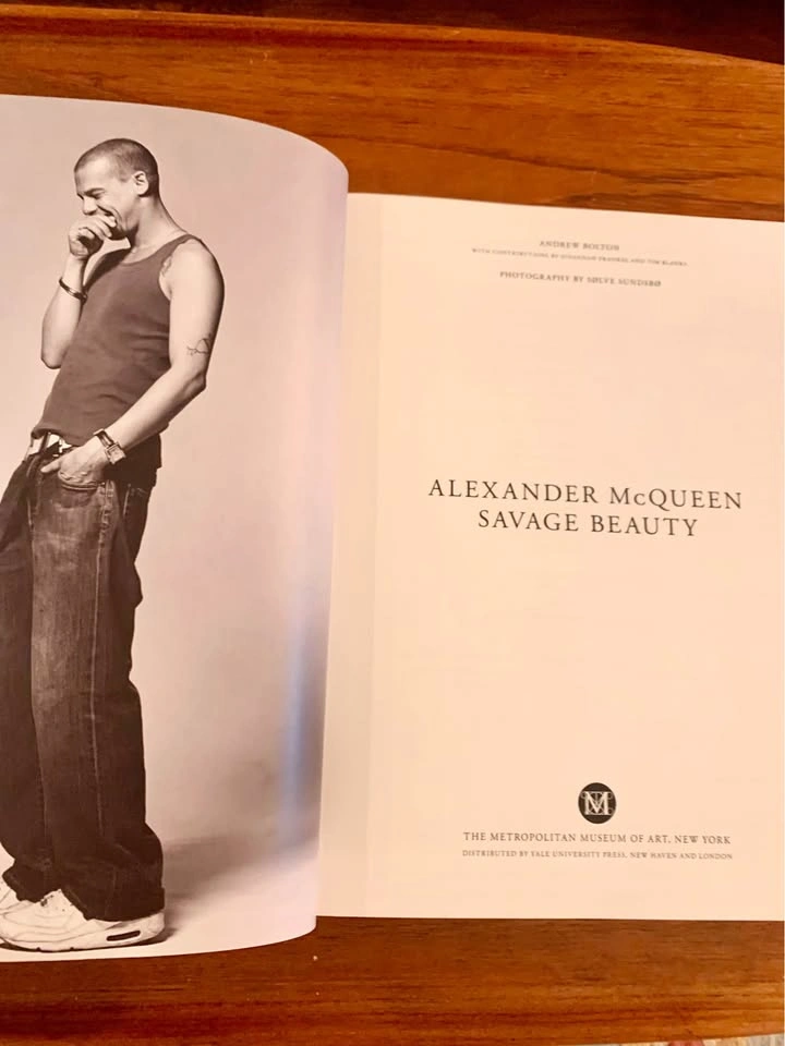 ALEXANDER MCQUEEN SAVAGE BEAUTY Fashion Design Hardcover - photo 3