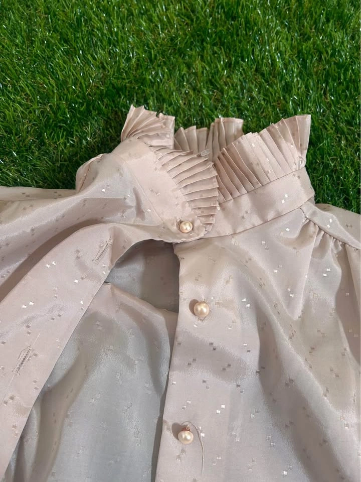 Vintage Womens Ruffled Blouse - Size Large - photo 5
