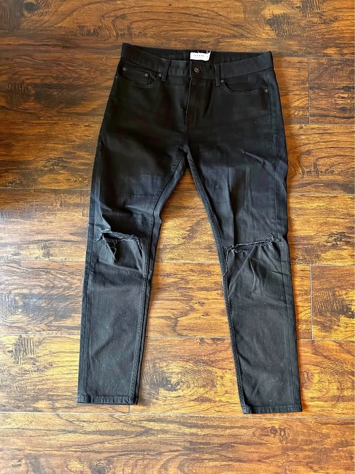 Topman Ripped Stretch Skinny Jeans - Black 32x30