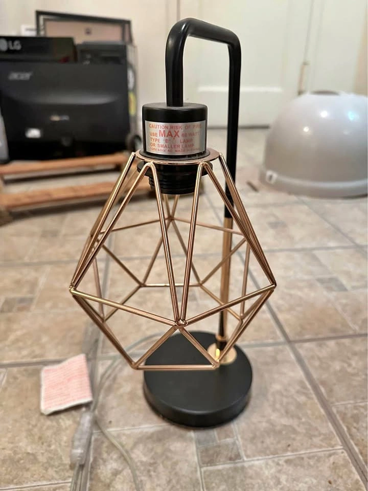 Geometric Table Lamp