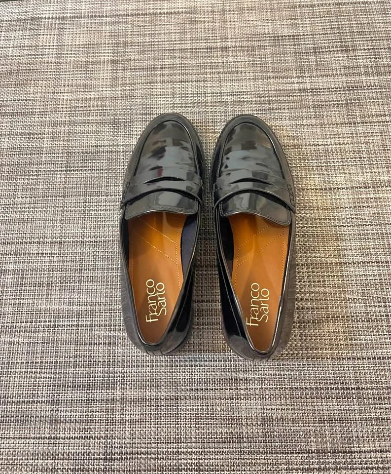 Size 8 Women’s Loafers