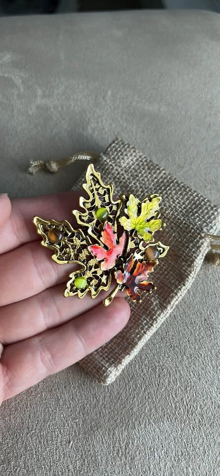 Oil Drop Leaves Brooch - photo 3