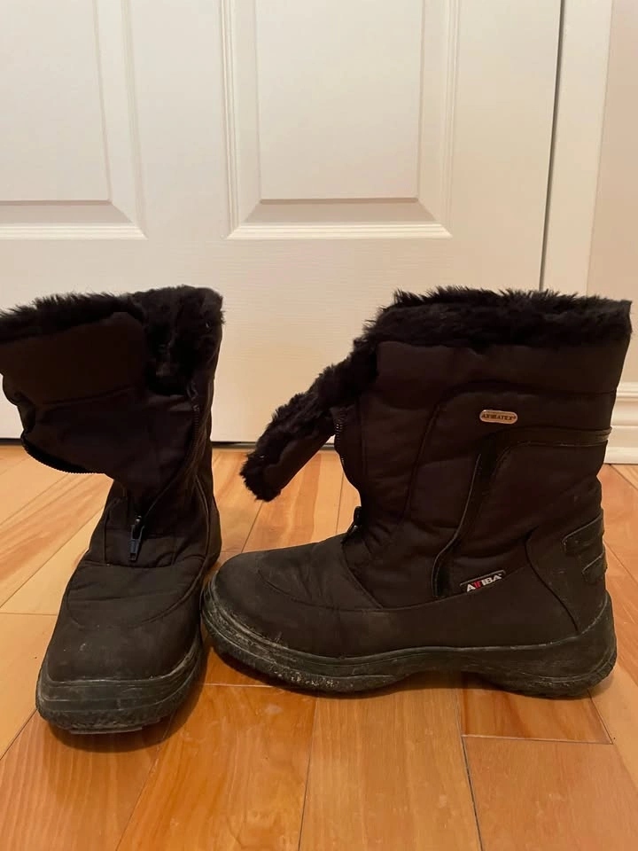 Attiba Snow Boots - Size 38