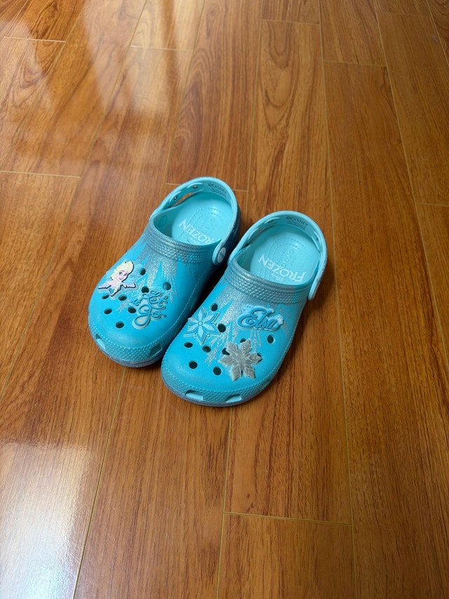 Crocs - Frozen