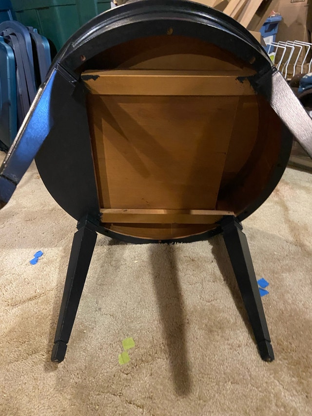 Round Side Table with Drawer - photo 3