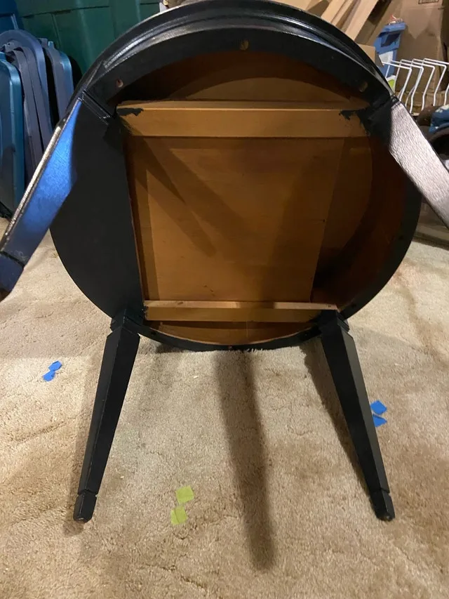 Round Side Table with Drawer - photo 3