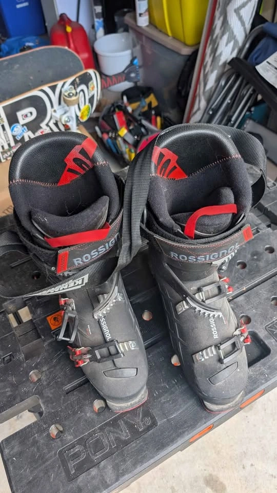 Salomon Ski Boots - photo 2
