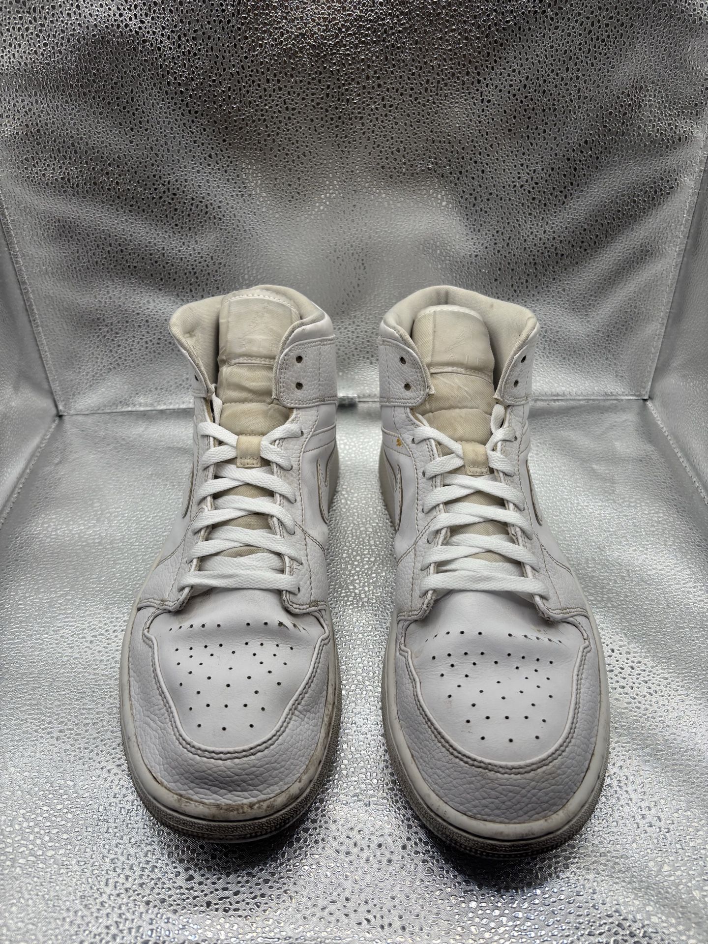 Air Jordan 1 Mid Triple White - photo 2