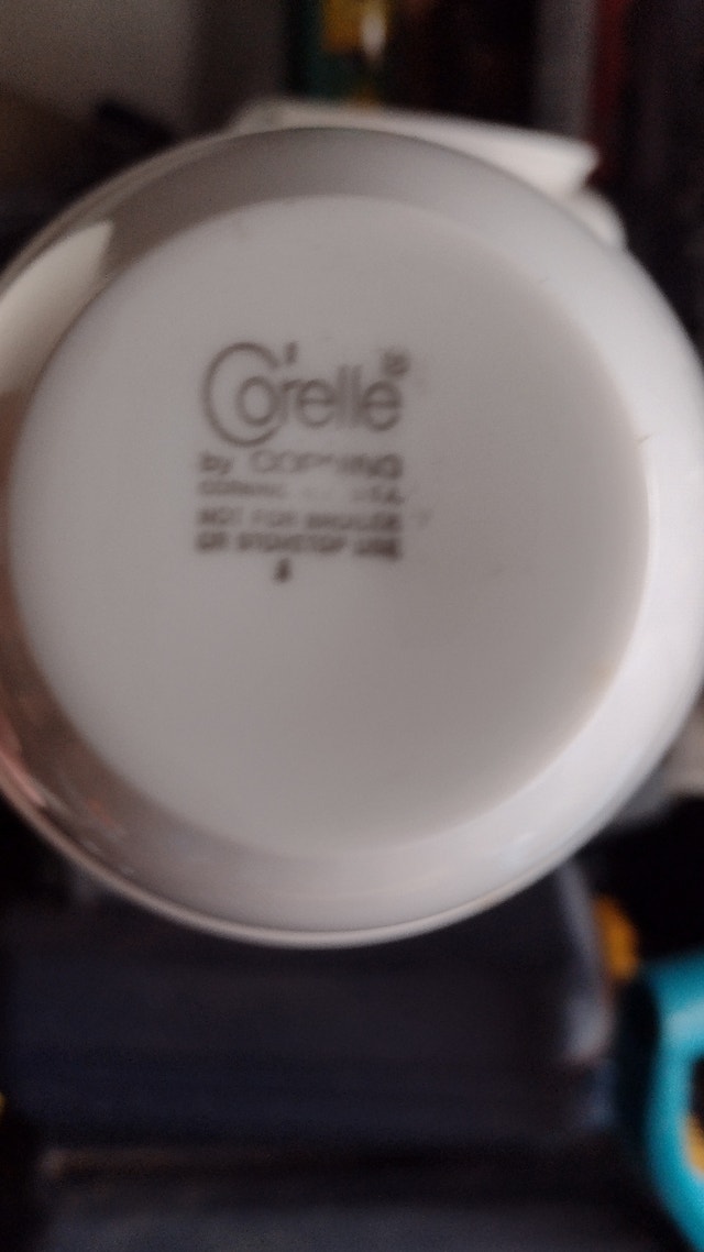 8 Correlle Cups - photo 3