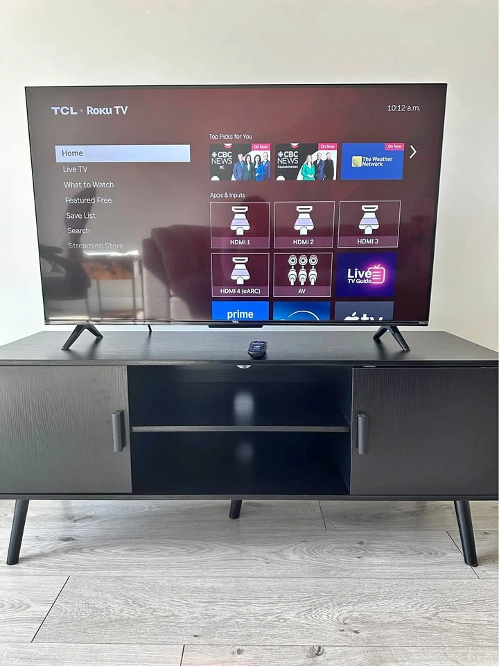 TCL Roku 43” TV + TV Stand