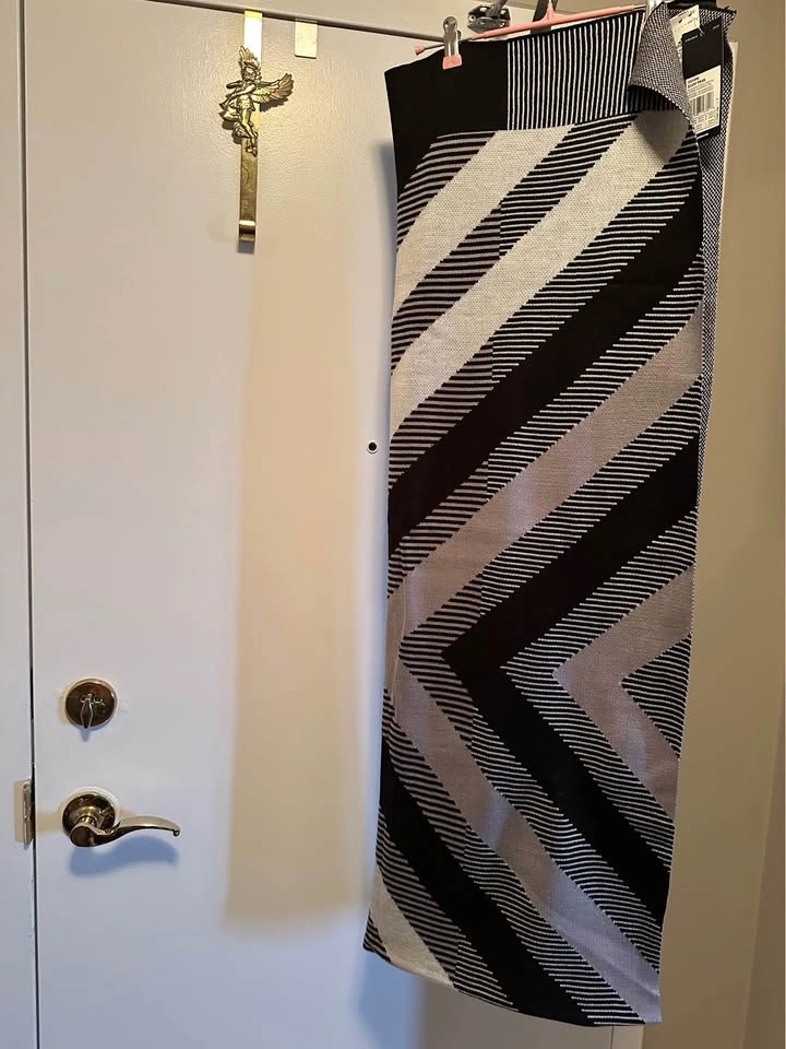 Adidas Scarf, Long and Wide, Brand New with Tags - photo 4