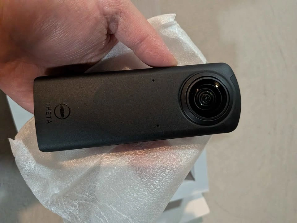 Ricoh Theta Z1 360 Action Camera - photo 3