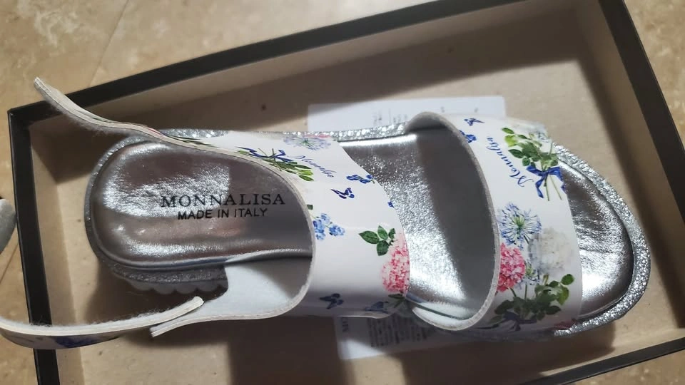 NEW Monnalisa Girls Sandals Shoes Size 31 IT / 1 US - photo 2