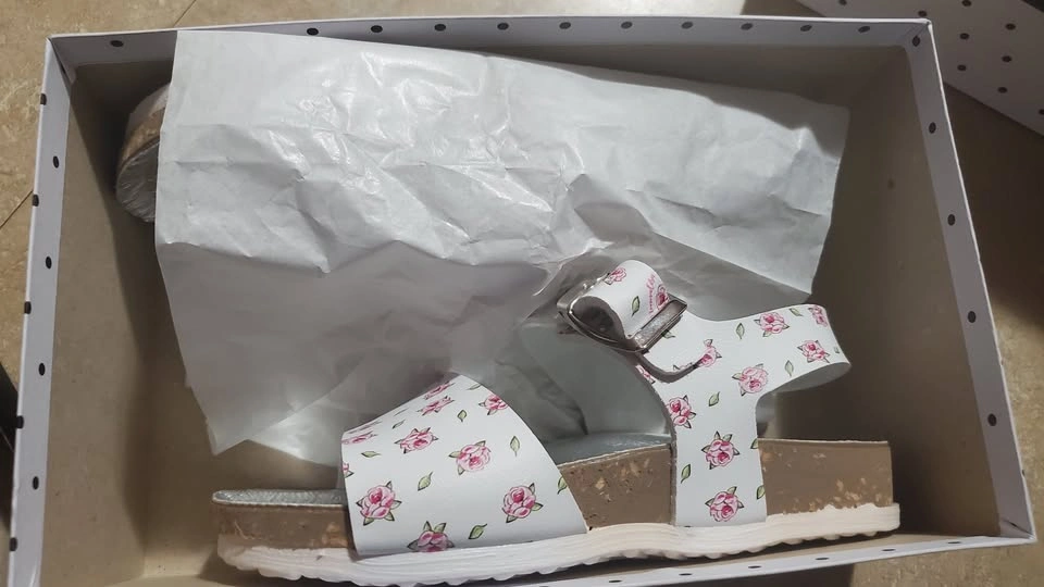 NEW Monnalisa Girls Sandals Shoes Size 30 IT / 13 US - photo 2