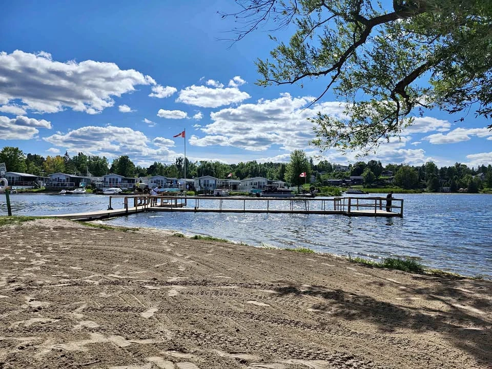 2018 Bailey's Bay Resort Park Model - Fees Paid