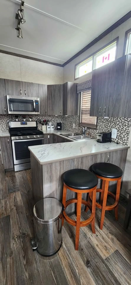 2018 Bailey's Bay Resort Park Model - Fees Paid - photo 3