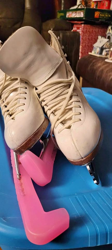 Professional Ice Skates - Women's Size 4.5