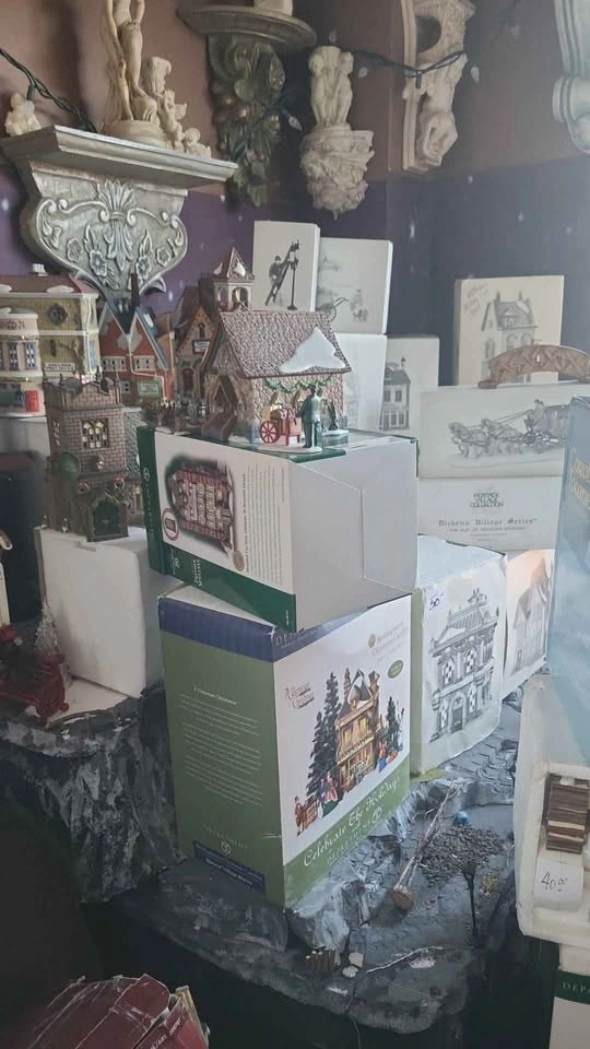 Department 56 Santa's Workshop - photo 3