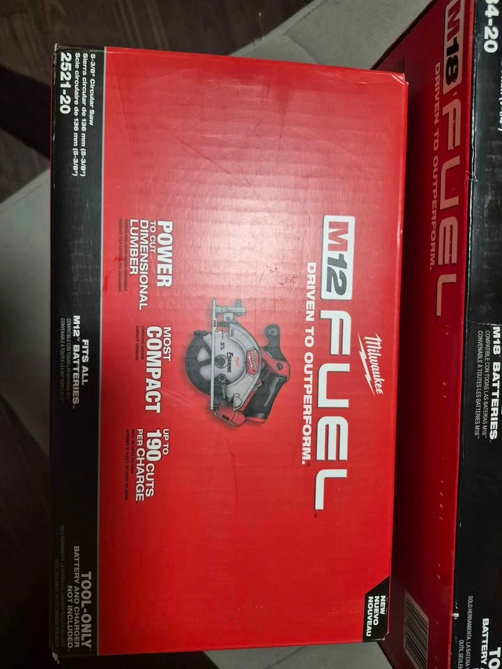 Milwaukee M18 & M12 Circular Saws - photo 5