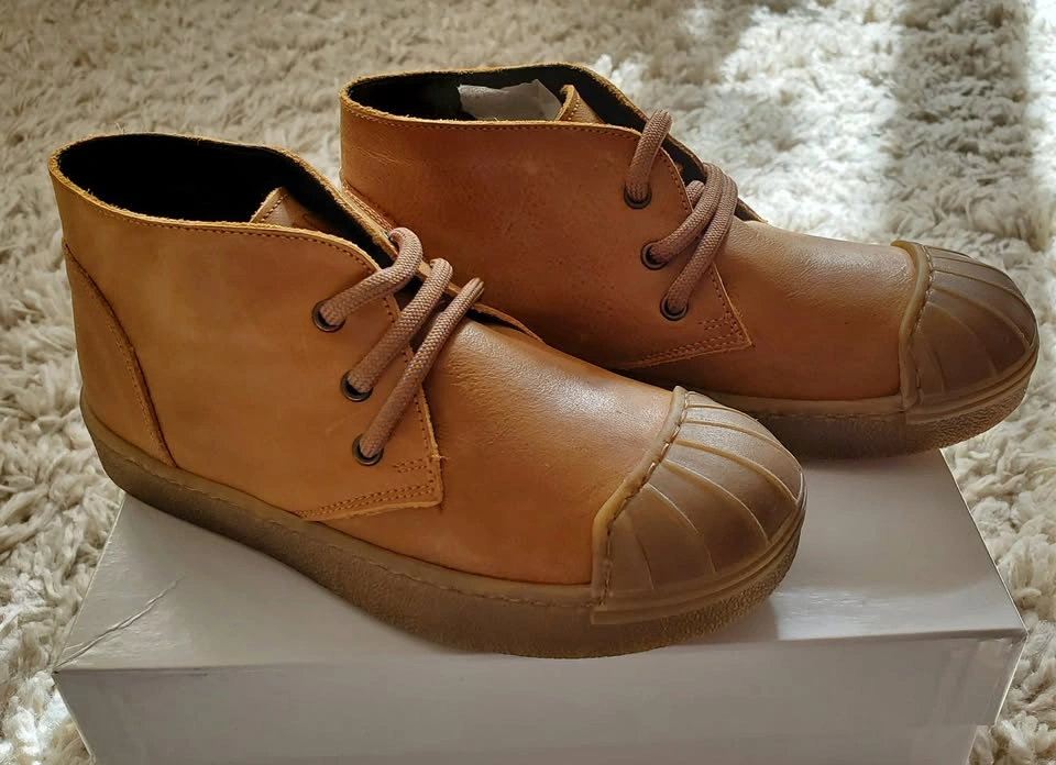 NEW kids leather shoes fall/spring. Made in Italy Size 29IT/11US