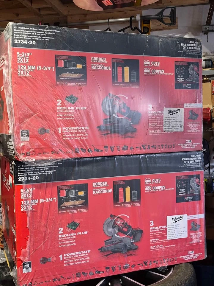 Brand new Milwaukee M18 Fuel 10" Miter Saw $570 (2734-20) - photo 3