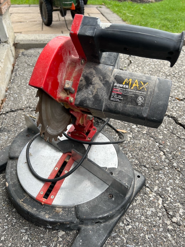 Compound Miter Saw