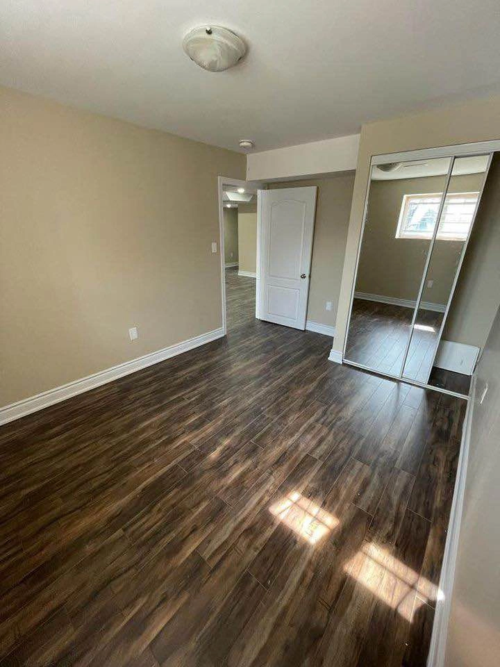 2 Beds 1 Bath - Apartment - photo 3