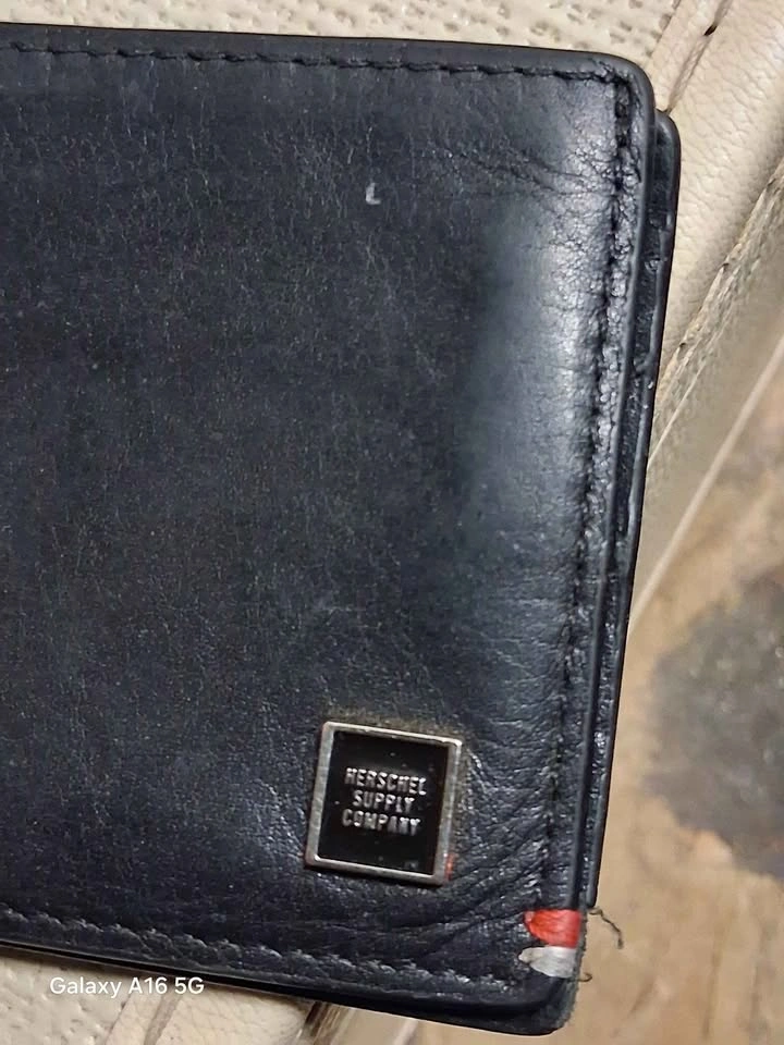 Herschel wallet 15$ - photo 5