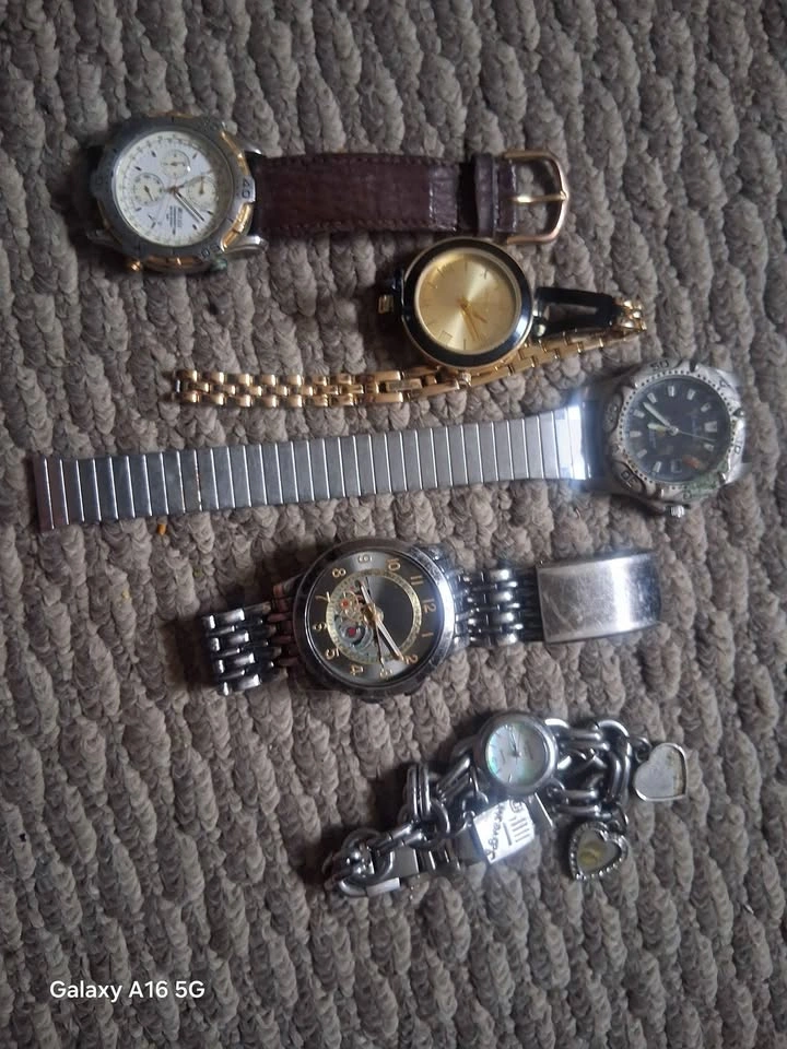 Watches working and broken plus parts - photo 4