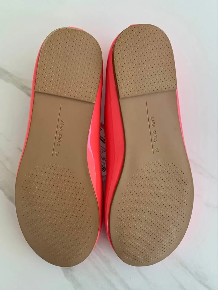 Zara Kids Brand New Flats – Size EU 34 image indicator(3)