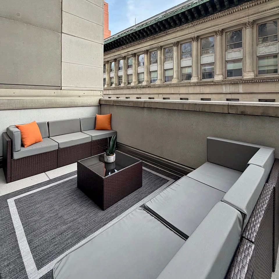 7-Piece Modular Outdoor Sofa Set with Cushions & Coffee Table
