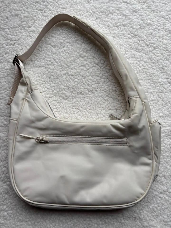 Lululemon City Essentials Shoulder Bag 4L - Ivory/Cream - photo 2