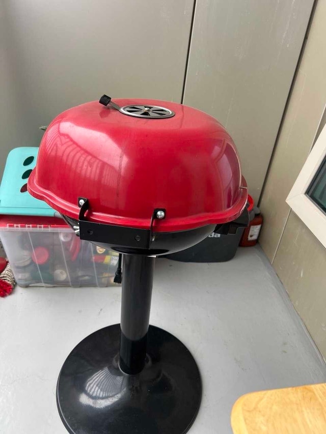 Electric BBQ Grill