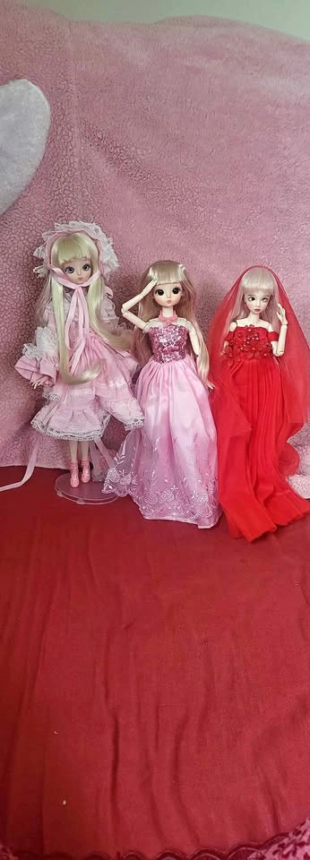 3 Unique Dolls + Doll Head & Accessories