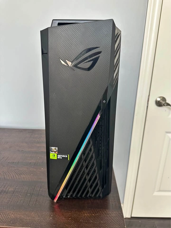 High-End Gaming PC - ASUS ROG Strix G15DK